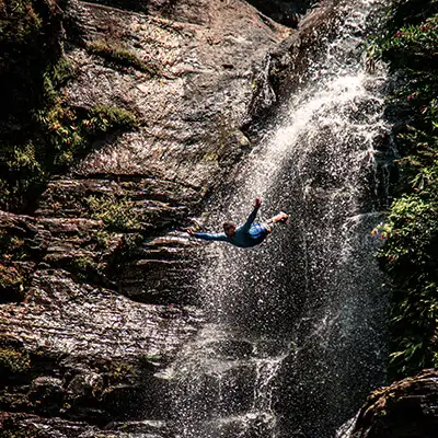 Aventura-y-naturaleza.webp - Pangea Viajes