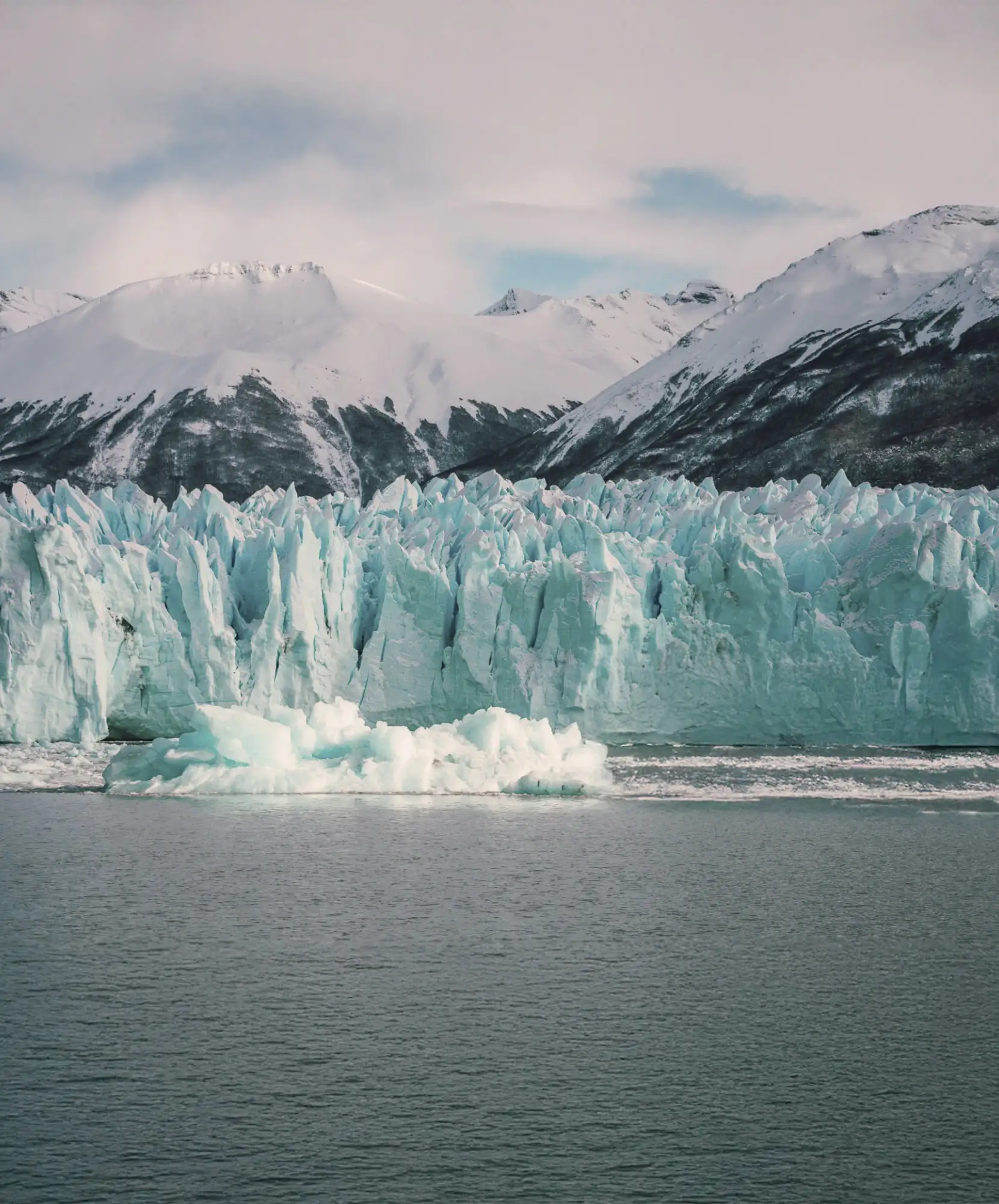 OFERTA-VIAJE-ARGENTINA-CALAFATE.webp - Pangea Viajes