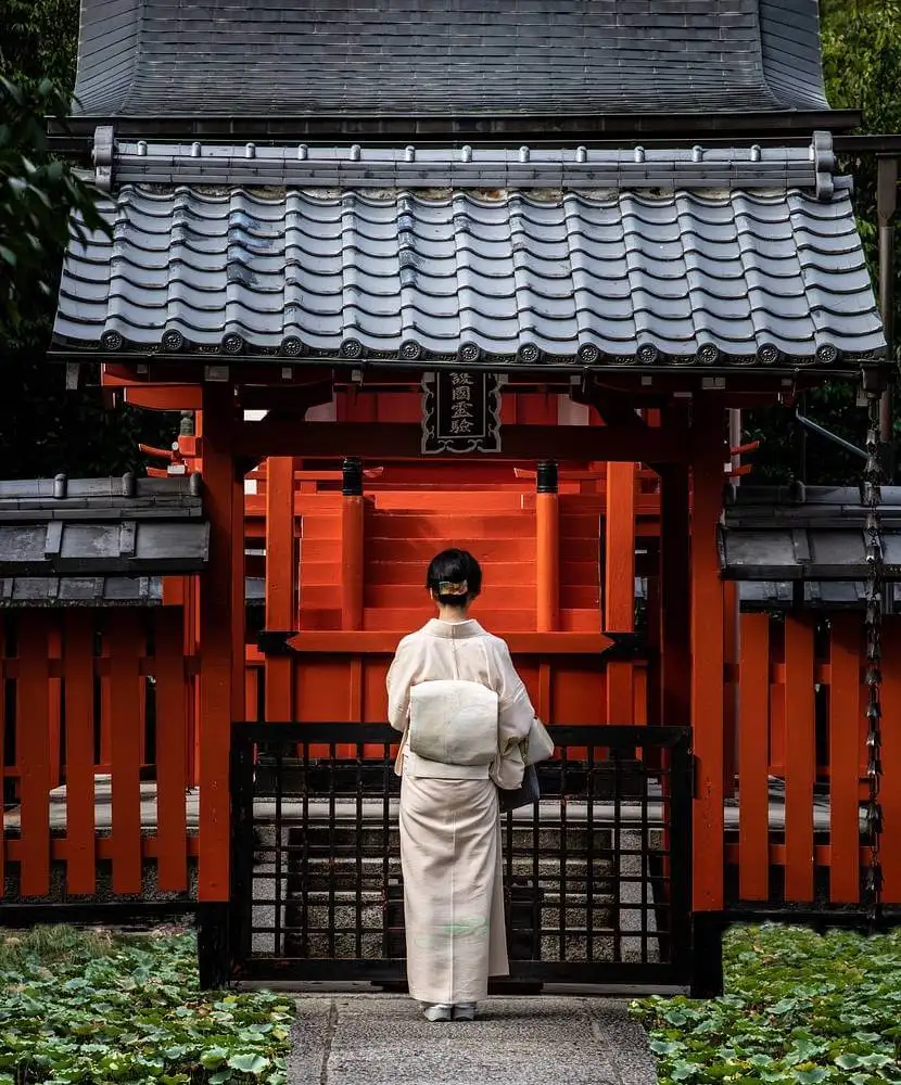 oferta-viaje-japon-kimono.jpg - Pangea Viajes