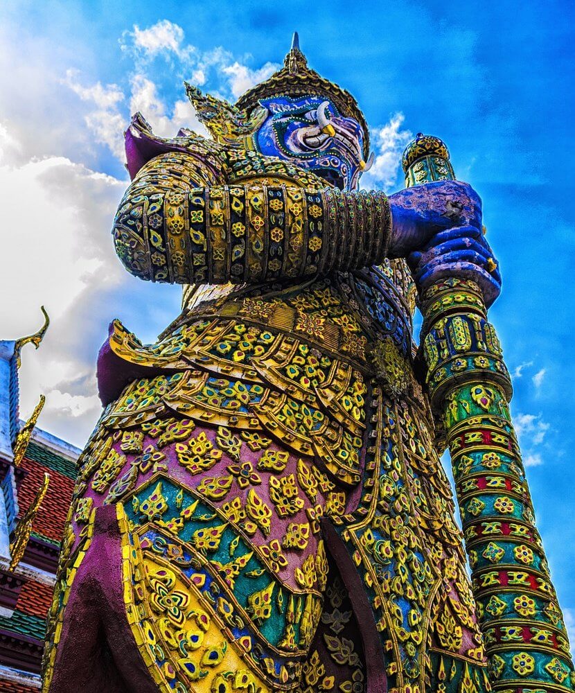 oferta-viaje-tailandia_estatua.jpg - Pangea Viajes
