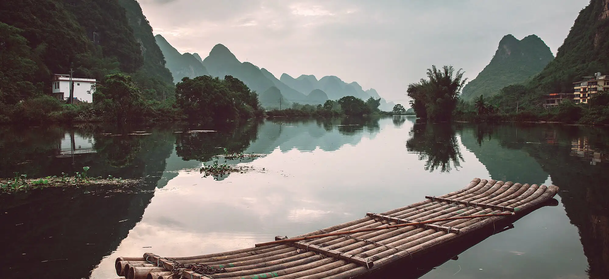Cruzeiro pelo rio Li