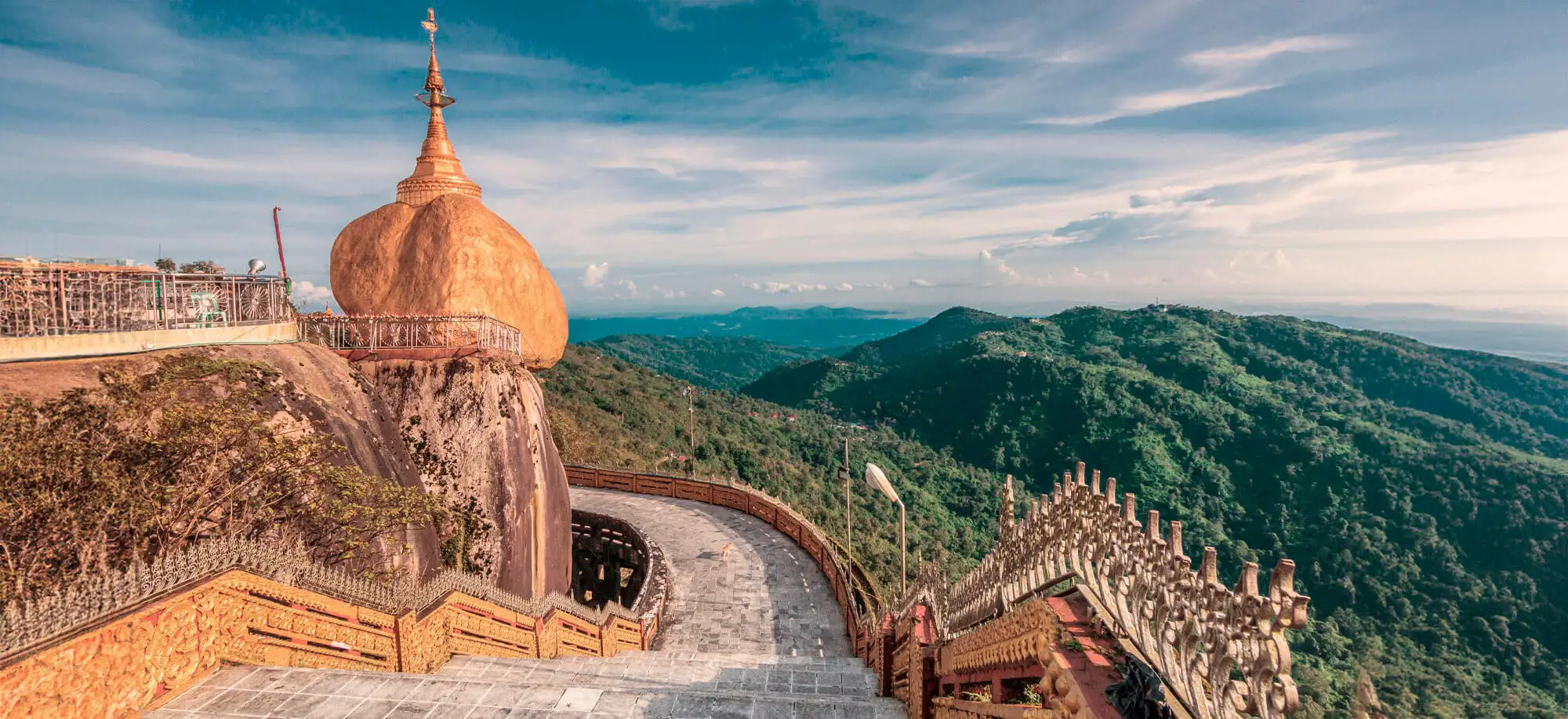 Viajes a la Pagoda Kyaiktiyo